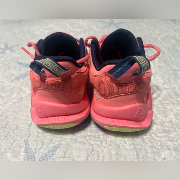 GIANNIS IMMORTALITY 2 BASKETBALL SHOES - Picture 2 of 7